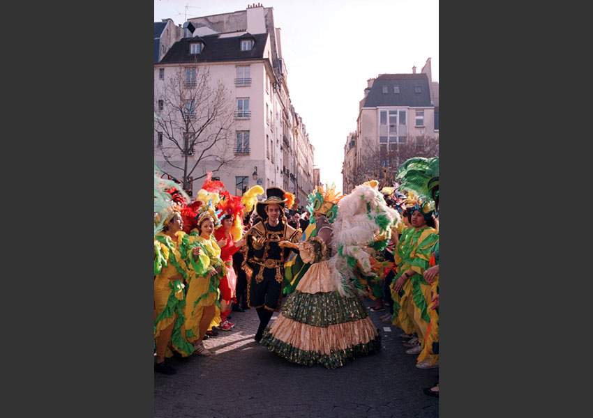 Carnaval des Femmes ; la Fête des Blanchisseuses datant du XVIII siècle remise au goût du jour. De Châtelet à la place des Vosges, Paris le 15 mars 2009.